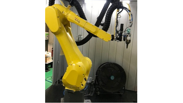 誰(shuí)說(shuō)激光切割機器人不能進(jìn)行高精度切割 斯塔克激光告訴你:SO EASY!