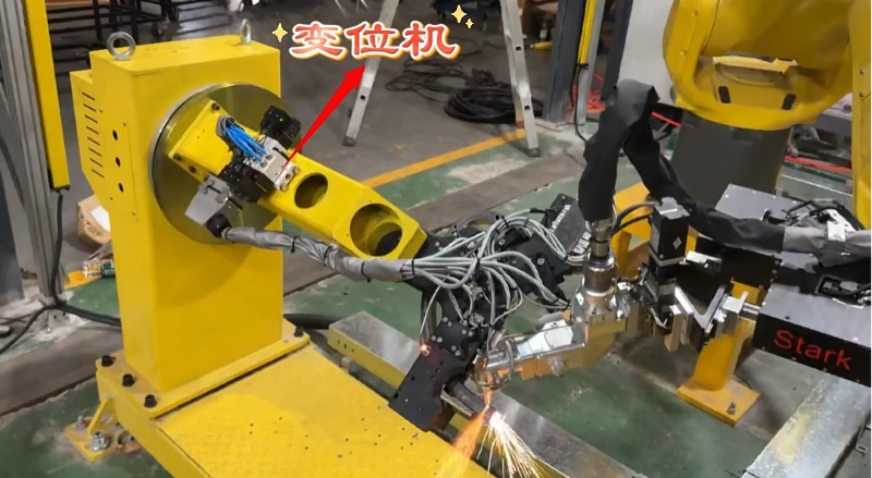 三維激光切割機——直角切割頭解決狹小空間切割難題