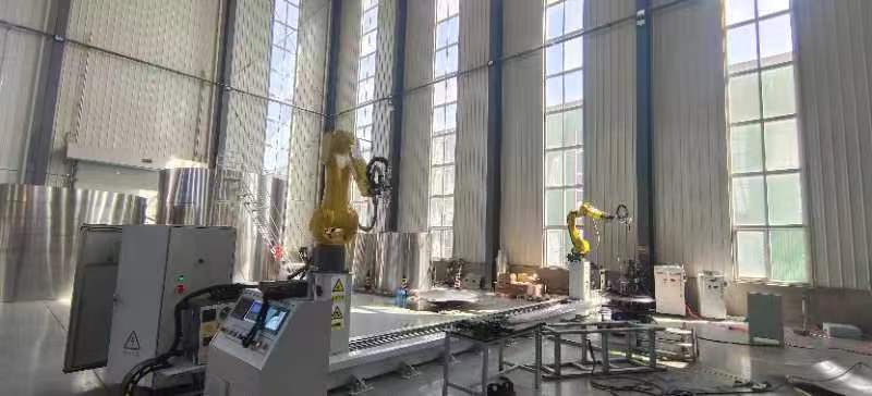 斯塔克機器人三維激光切割設備